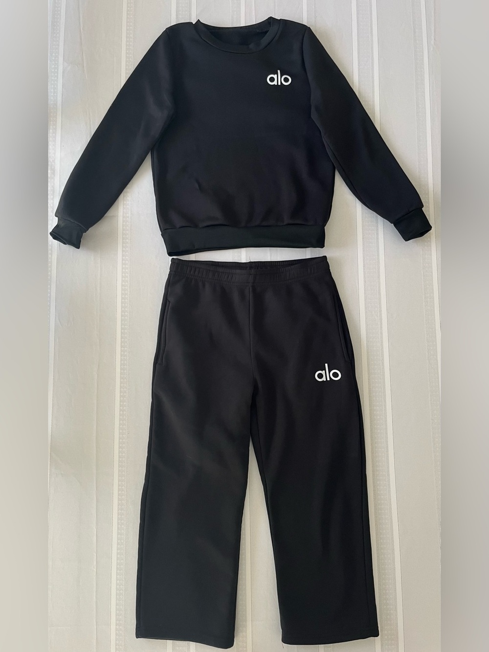 Kids Black Matching Sweatshirt & Jogger Set NWOT